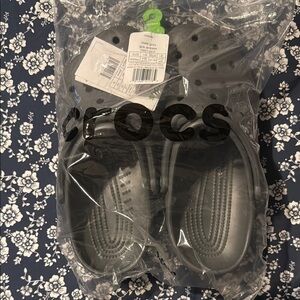 Crocs Classic Clog in Slate Gray M8/W10